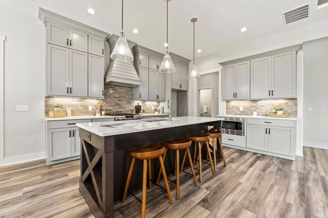 688 Skillet Avenue, Huntertown, IN 46748