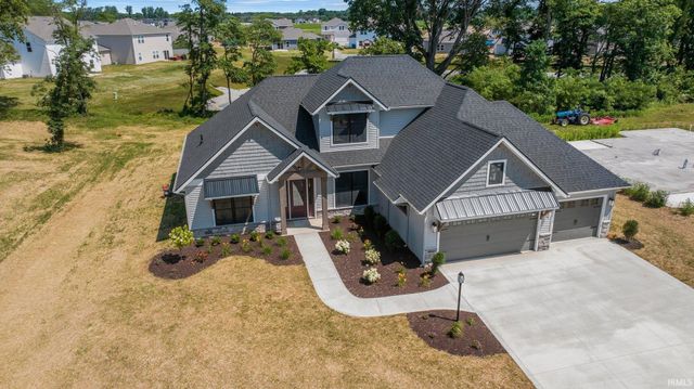 688 Skillet Avenue, Huntertown, IN 46748