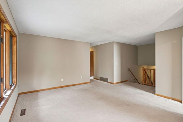 8026 173rd Street W, Lakeville, MN 55044