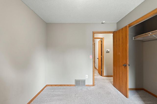 8026 173rd Street W, Lakeville, MN 55044