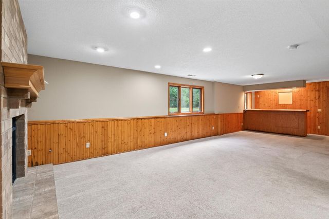 8026 173rd Street W, Lakeville, MN 55044