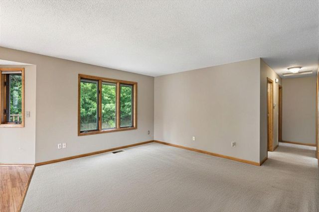 8026 173rd Street W, Lakeville, MN 55044