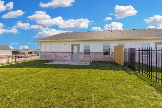 2424 E Elk Ridge Ave, Goddard, KS 67052