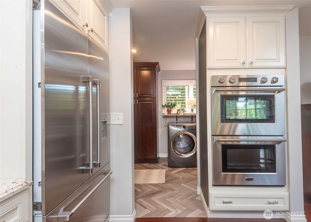 9612 15th Avenue NW, Seattle, WA 98117