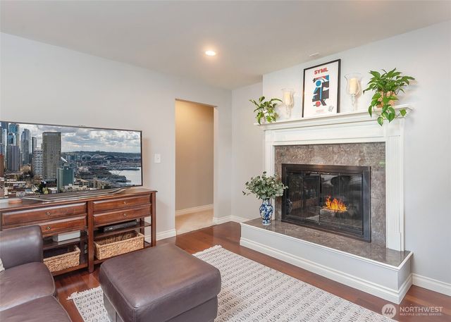 9612 15th Avenue NW, Seattle, WA 98117