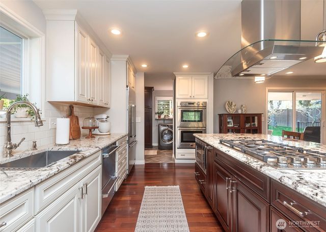 9612 15th Avenue NW, Seattle, WA 98117