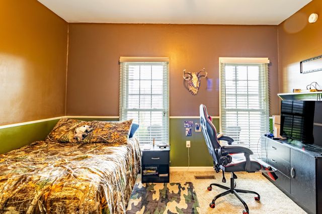 1910 Cedar Creek Rd, Vanleer, TN 37181