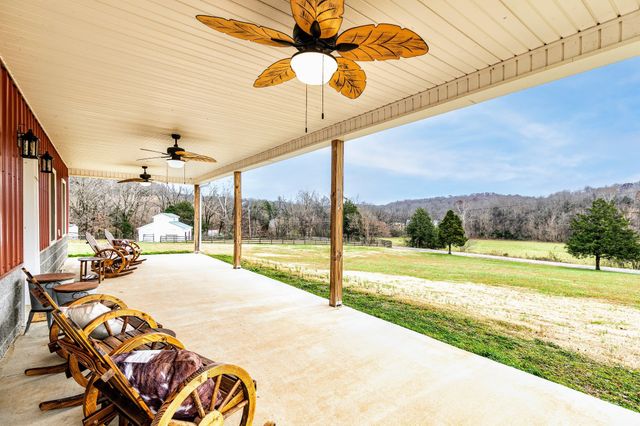 1910 Cedar Creek Rd, Vanleer, TN 37181