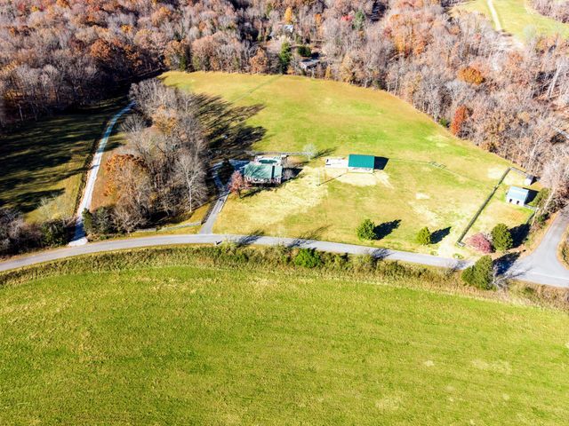 1910 Cedar Creek Rd, Vanleer, TN 37181