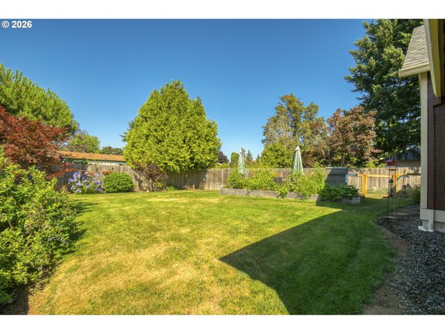 18765 LELAND Rd, Oregon City, OR 97045