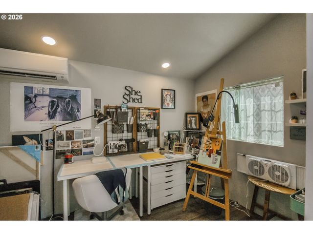 18765 LELAND Rd, Oregon City, OR 97045
