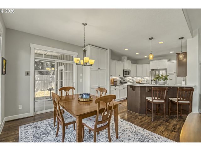 18765 LELAND Rd, Oregon City, OR 97045