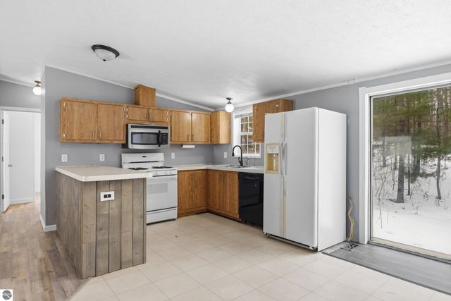 7710 East Street, Interlochen, MI 49643