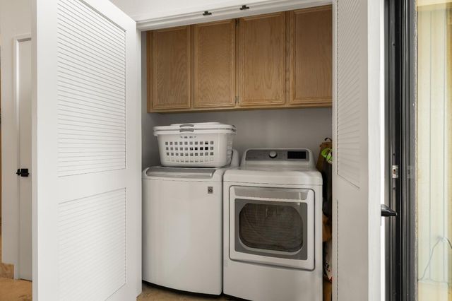 2188 Promontory Point Ln, Gold River, CA 95670