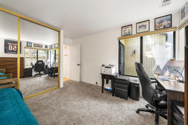 2188 Promontory Point Ln, Gold River, CA 95670