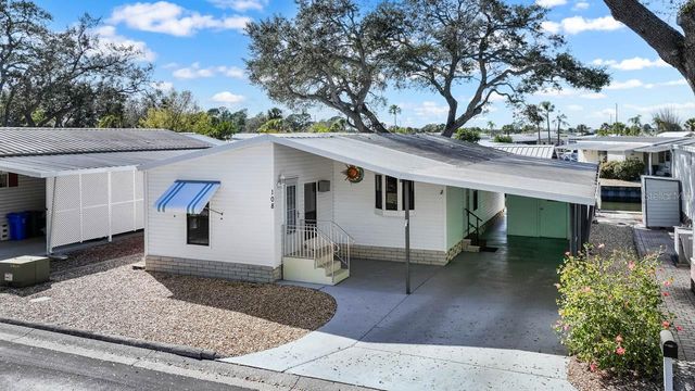 108 N SAINT GEORGE CIRCLE, Apollo Beach, FL 33572