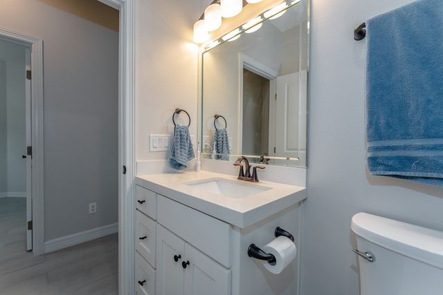 17 Valdarama Dr, Laguna Vista, TX 78578