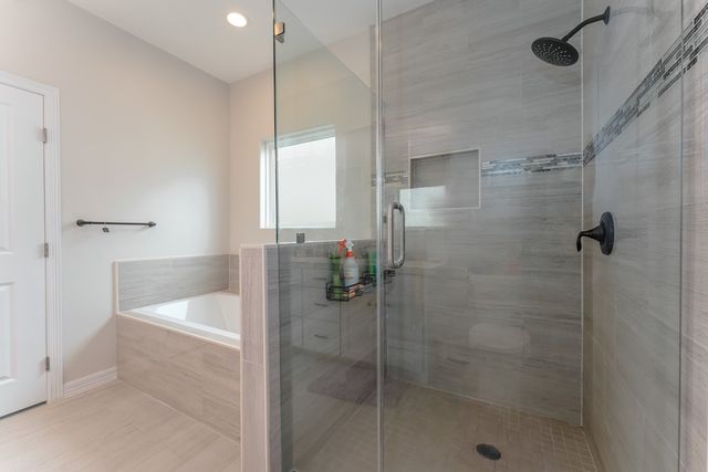 17 Valdarama Dr, Laguna Vista, TX 78578