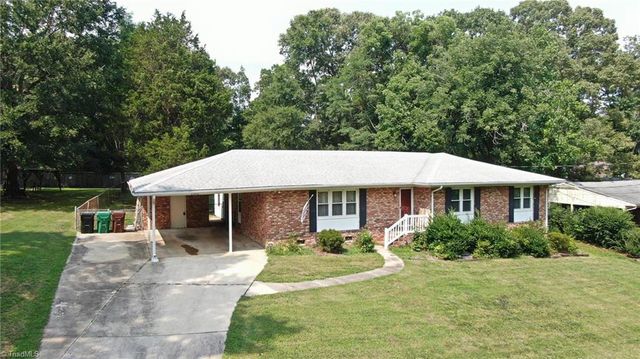 3908 Beverly Hills Drive, High Point, NC 27265