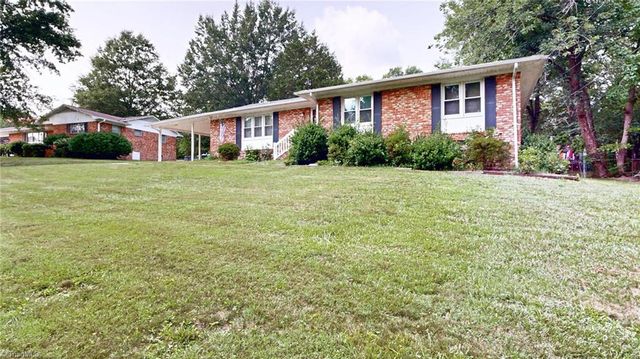 3908 Beverly Hills Drive, High Point, NC 27265