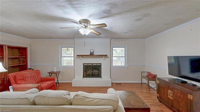 3908 Beverly Hills Drive, High Point, NC 27265