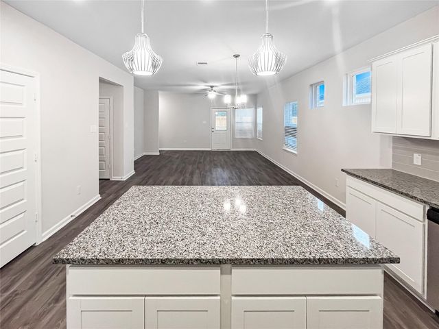 1618 River Scene Trail, Dayton, TX 77535