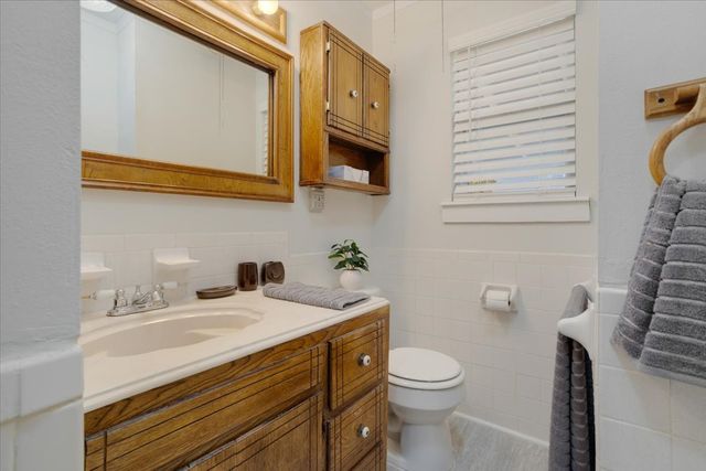 515 E Day Street, Denison, TX 75021