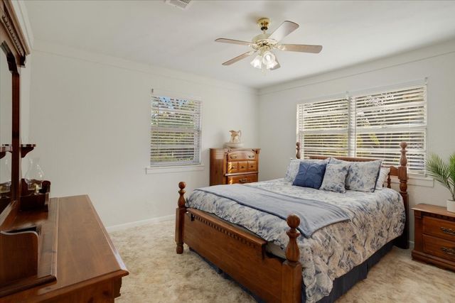 515 E Day Street, Denison, TX 75021