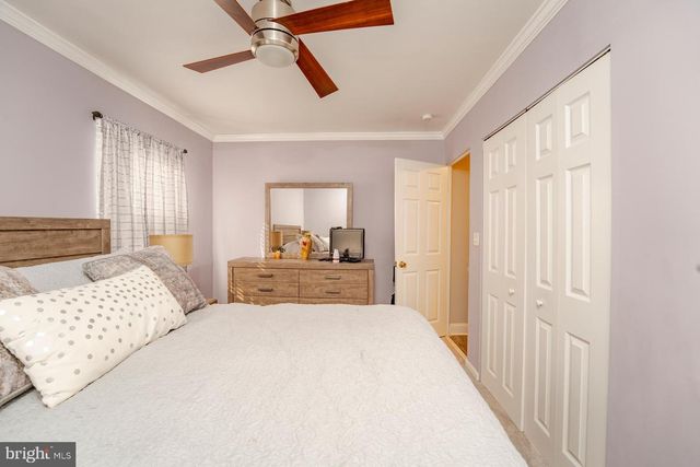 33 W MEYRAN AVE, Somers Point, NJ 08244