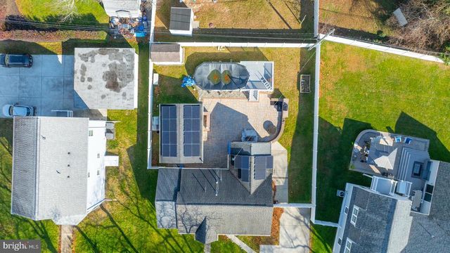 33 W MEYRAN AVE, Somers Point, NJ 08244