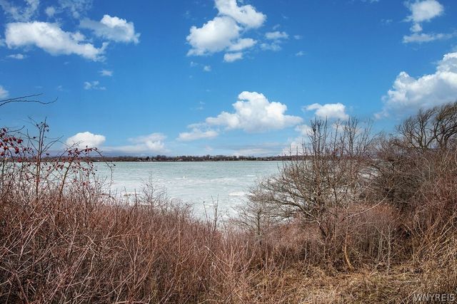 3471 West River Road, Grand Island, NY 14072