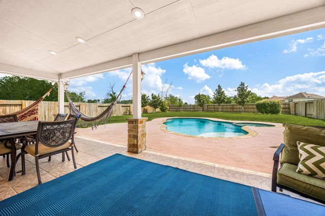 9326 Camelia Crest Lane, Houston, TX 77064