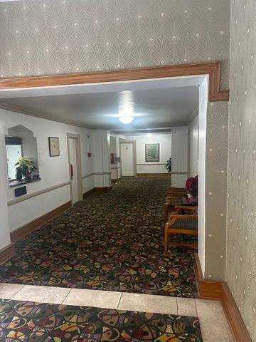 5480 S Cornell Avenue 605, Chicago, IL 60615