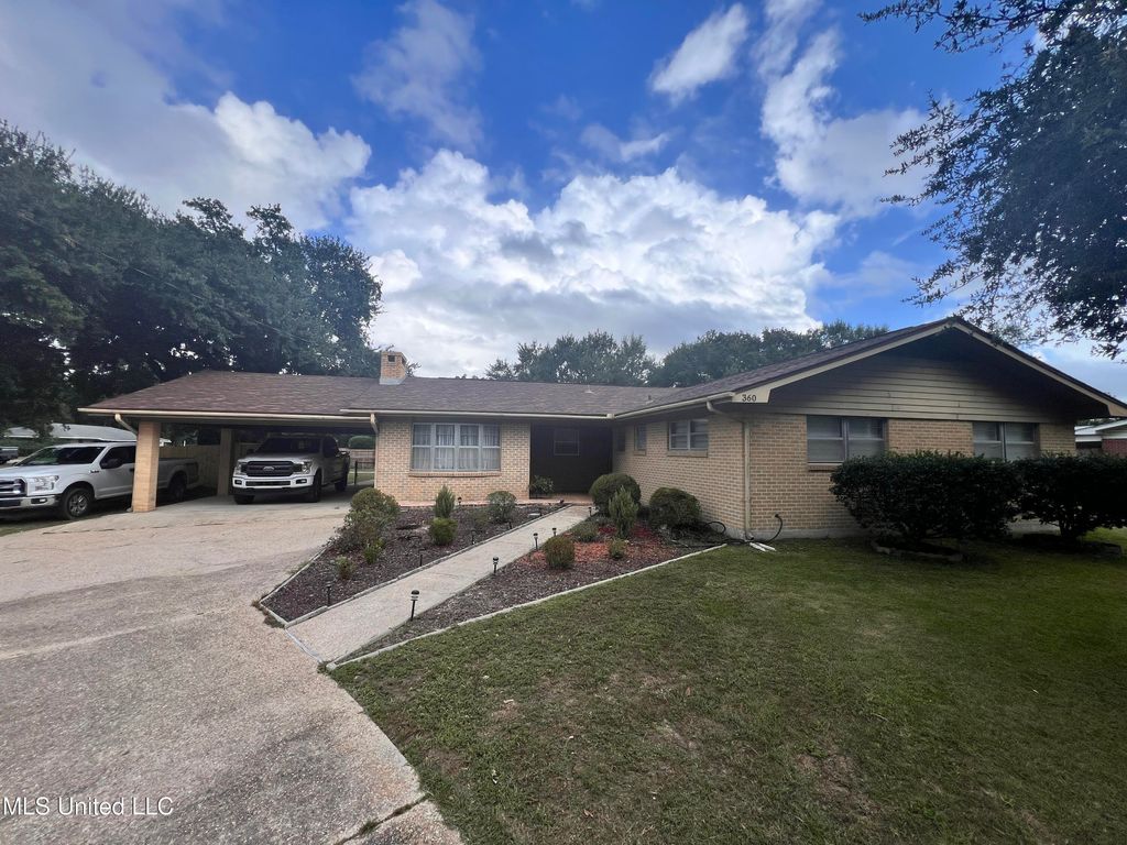 360 Rich Avenue, Biloxi, MS 39531