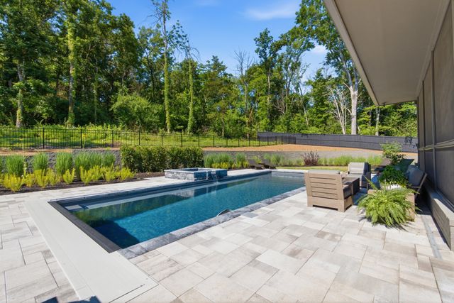 1109 Sparta Rd, Nashville, TN 37205
