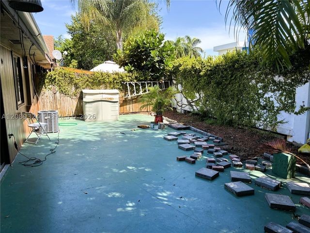 9324 SW 132nd St, Miami, FL 33176