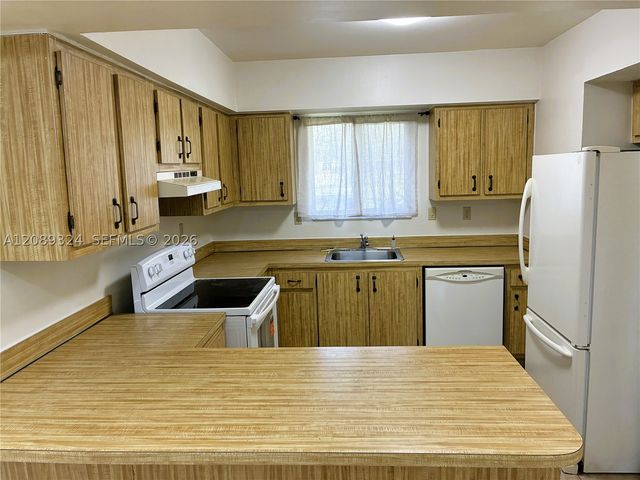 9324 SW 132nd St, Miami, FL 33176