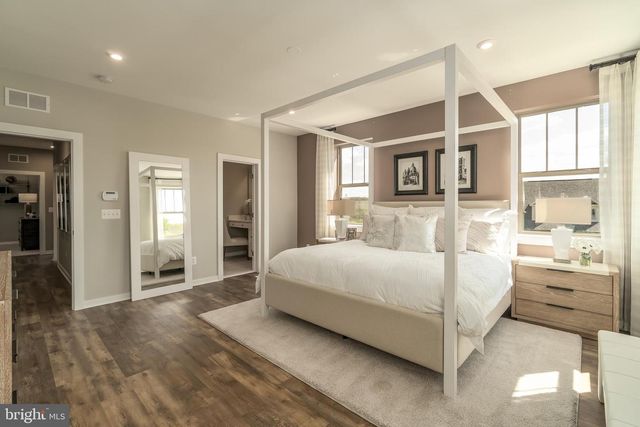 1061 INFERNO TER SE, Leesburg, VA 20175