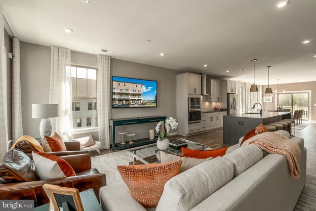 1061 INFERNO TER SE, Leesburg, VA 20175