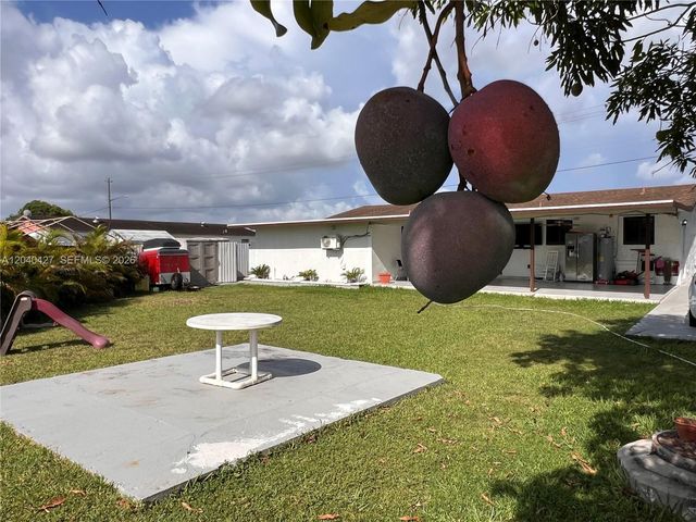 235 SW 18th Ave, Homestead, FL 33030