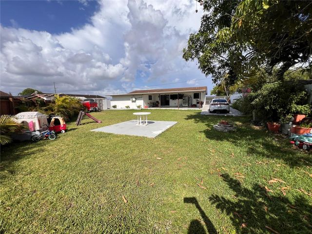 235 SW 18th Ave, Homestead, FL 33030