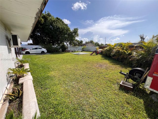 235 SW 18th Ave, Homestead, FL 33030