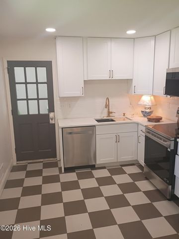 501 N Kerr Avenue, Wilmington, NC 28405
