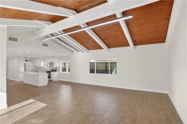 20164 Archwood, Winnetka, CA 91306