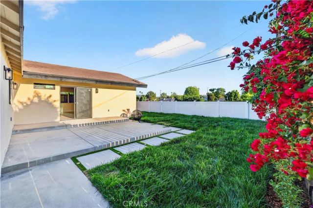 20164 Archwood, Winnetka, CA 91306