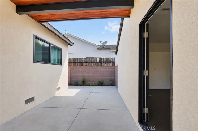 20164 Archwood, Winnetka, CA 91306