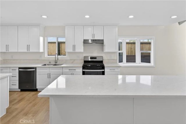20164 Archwood, Winnetka, CA 91306
