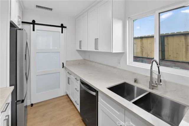 20164 Archwood, Winnetka, CA 91306