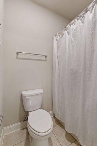 26 E Yellowstone, Hattiesburg, MS 39402
