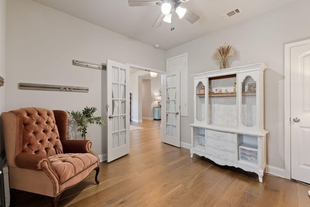 26 E Yellowstone, Hattiesburg, MS 39402